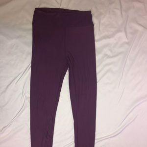 Lularoe OS leggings in plum